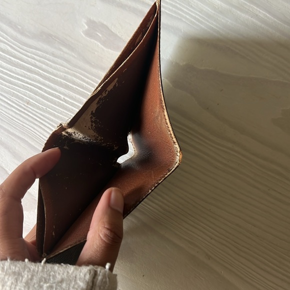 Authentic Louis Vuitton Billfold Wallet - Picture 11 of 17